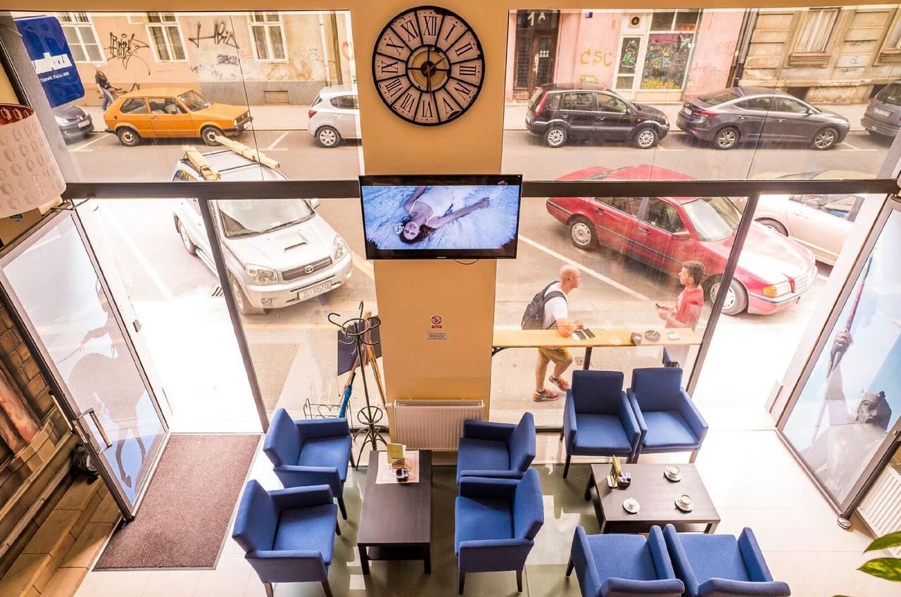 Boutique Hostel Kings N' Queens Загреб Екстериор снимка