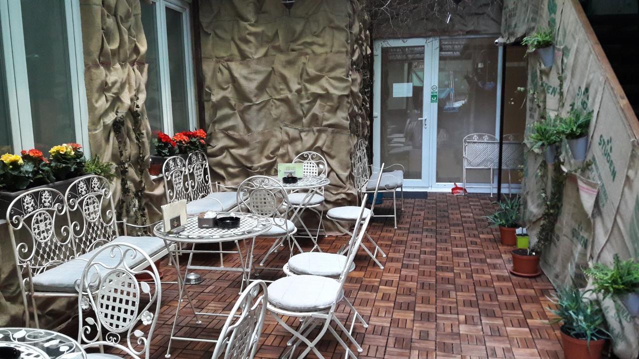 Boutique Hostel Kings N' Queens Загреб Екстериор снимка