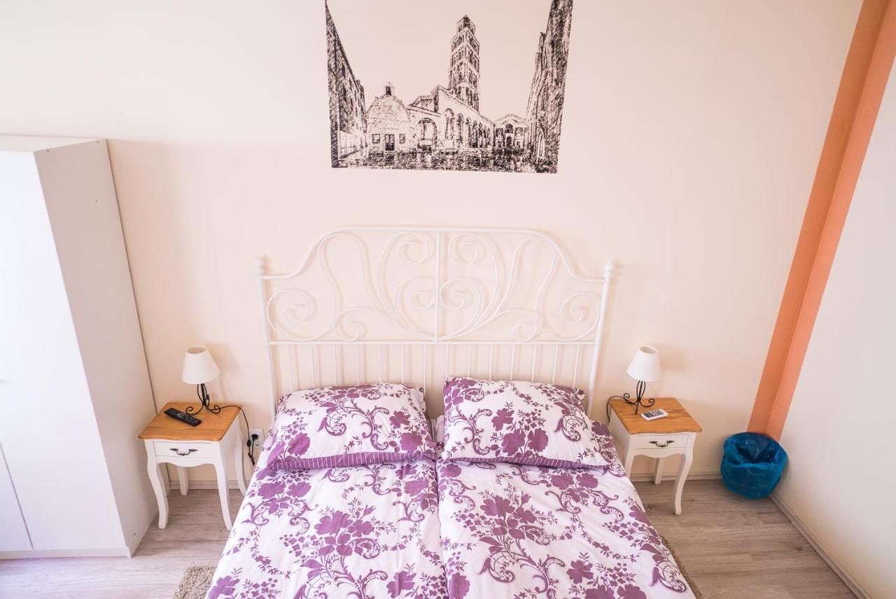Boutique Hostel Kings N' Queens Загреб Екстериор снимка